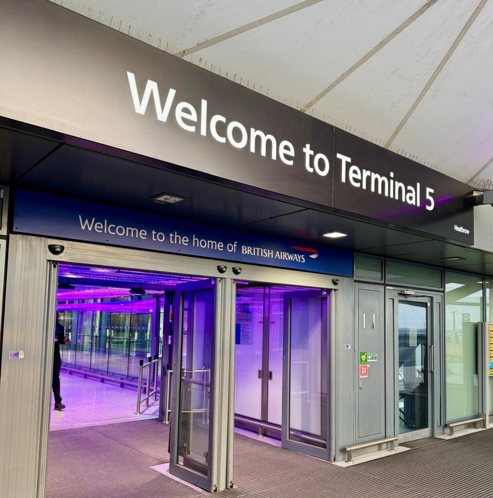 Taxi from Bicester to Heathrow Terminal 5